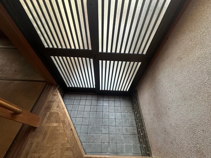 物件内観写真20　(玄関)