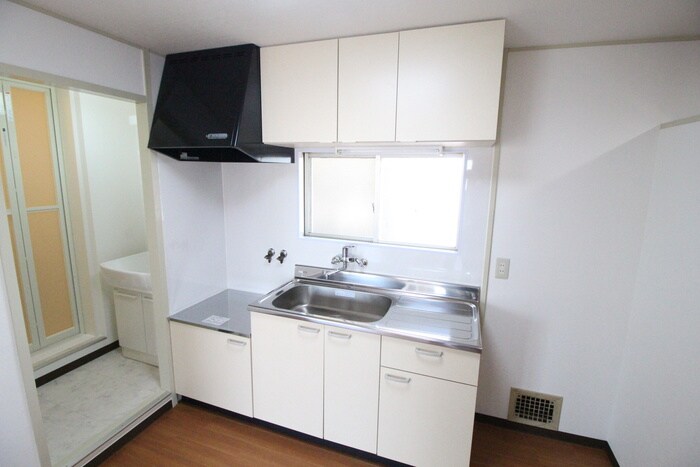 物件内観写真3　(キッチン)