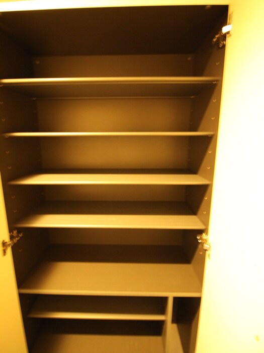 物件内観写真8　(靴箱)