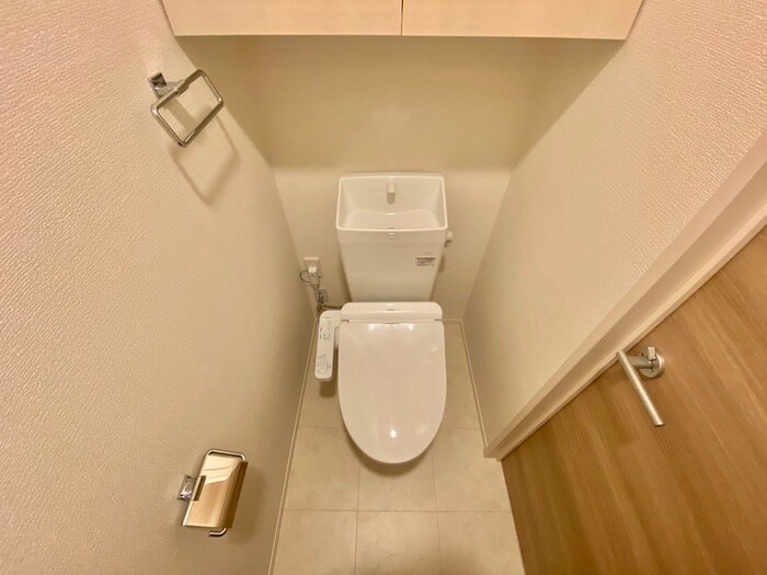 物件内観写真14　(トイレ)