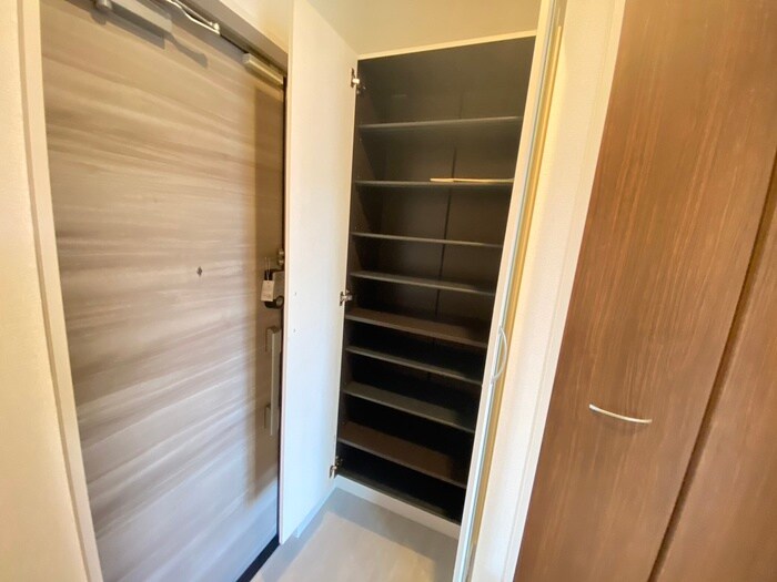 物件内観写真17　(靴箱)