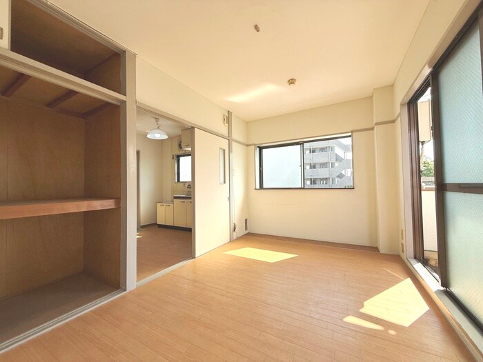 物件内観写真6　(居室)