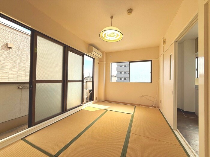 物件内観写真11　(居室)