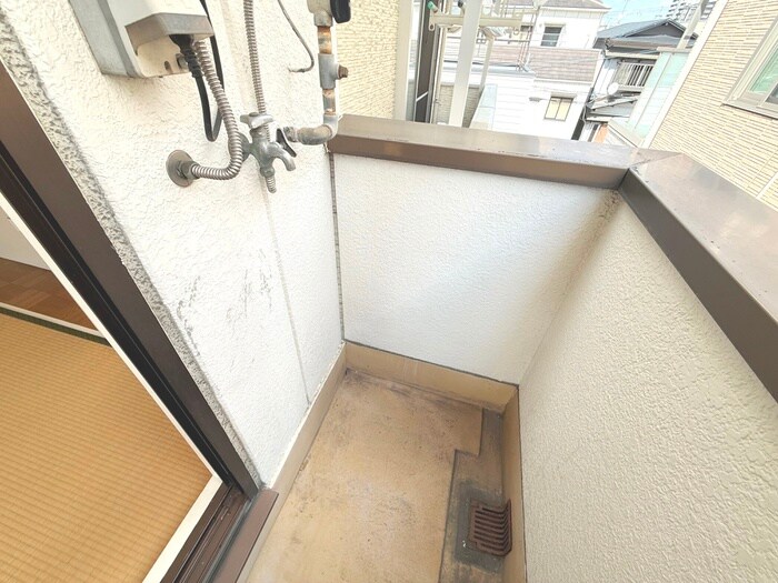 物件内観写真13　(洗濯機置場)