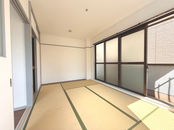 物件内観写真14　(居室)