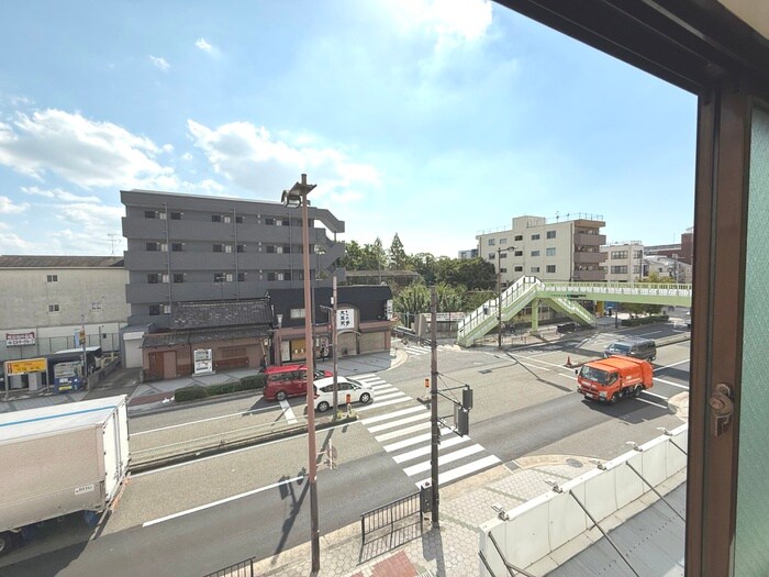 物件内観写真14　(室内からの展望)