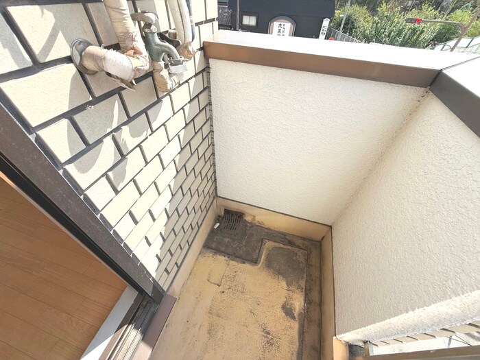 物件内観写真14　(洗濯機置場)