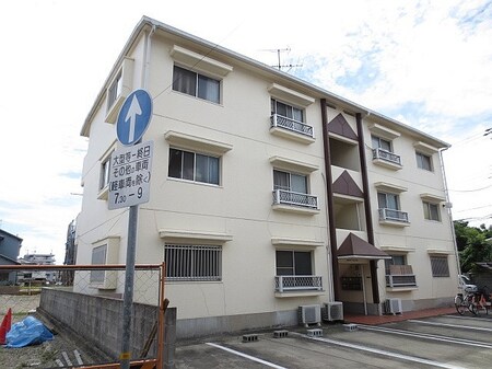 カトレアマンション外観写真