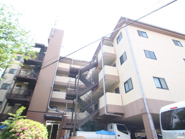 グランディアミ・アモ－レ南塚口の外観写真