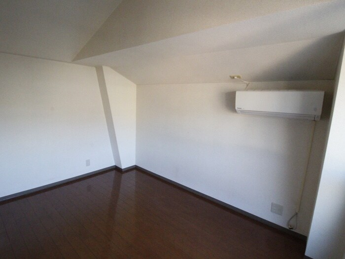 物件内観写真6　(居室)