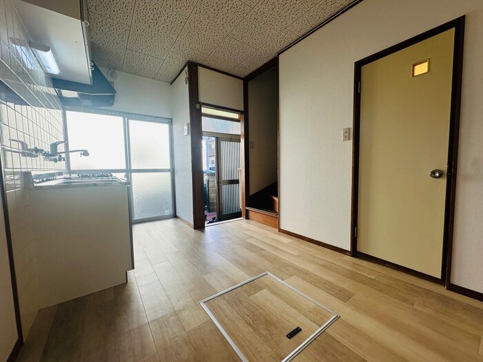 物件内観写真7　(居室)