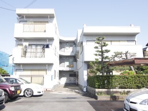 シャトーダン外観写真