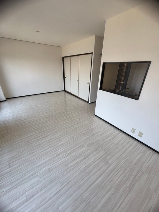 物件内観写真12　(居室)