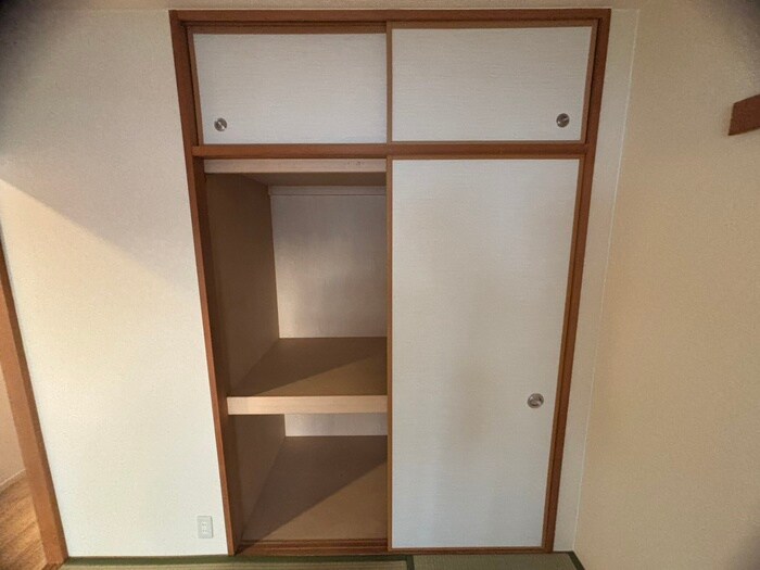 物件内観写真15　(収納)