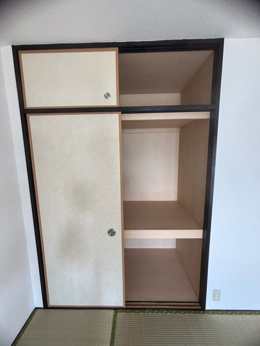 物件内観写真16　(収納)