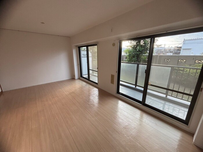 物件内観写真17　(居室)