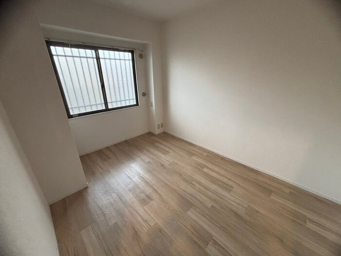 物件内観写真17　(居室)