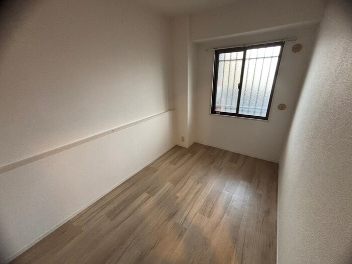 物件内観写真18　(居室)