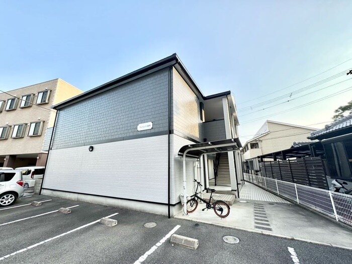 物件外観写真1　(外観写真)