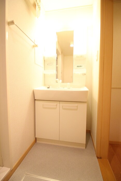 物件内観写真7　(洗面)