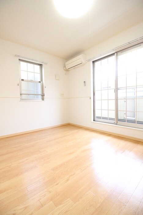 物件内観写真9　(居室)