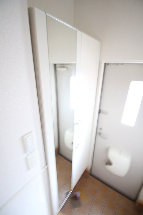 物件内観写真11　(靴箱)