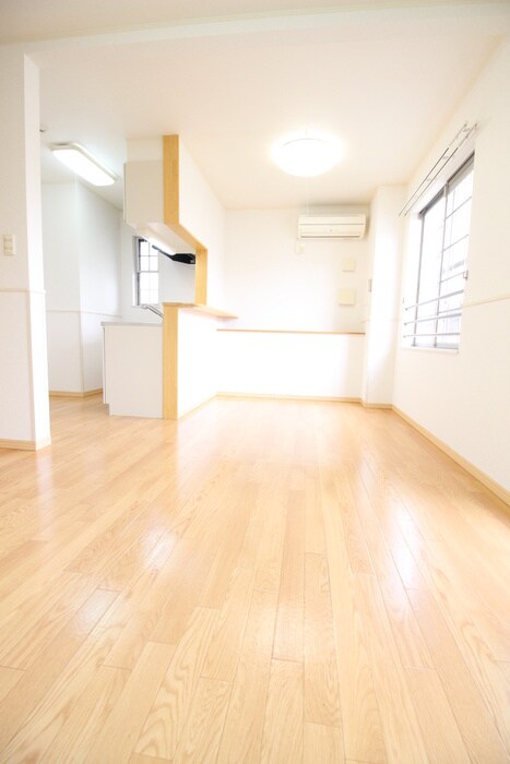 物件内観写真13　(居室)