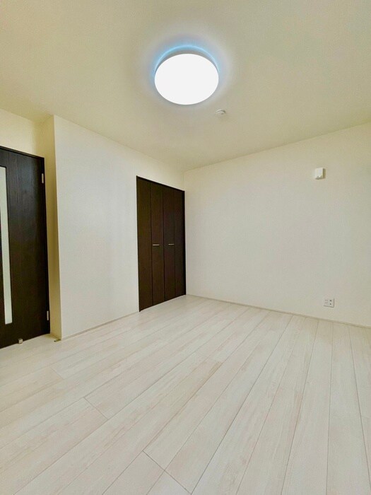 物件内観写真17　(居室)