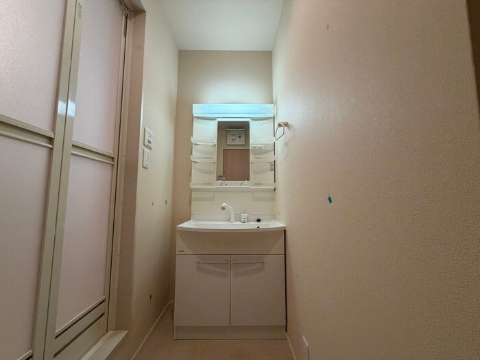 物件内観写真13　(洗面)