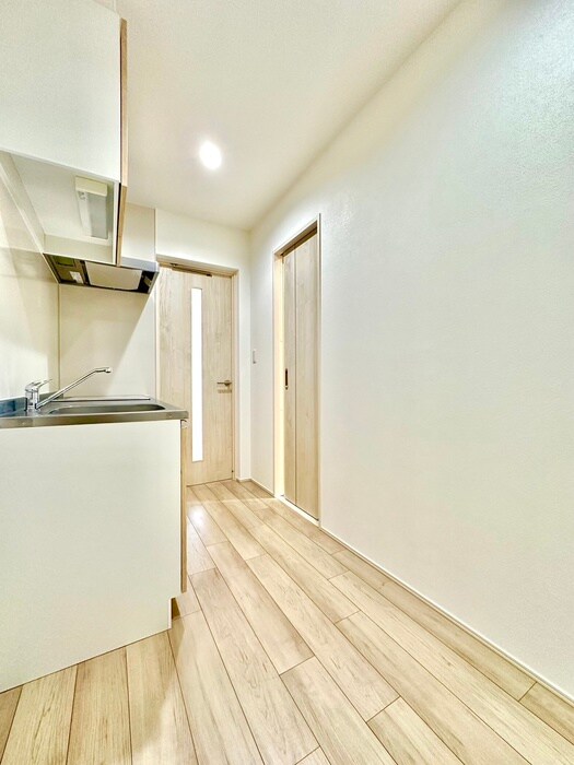 物件内観写真19　(廊下)