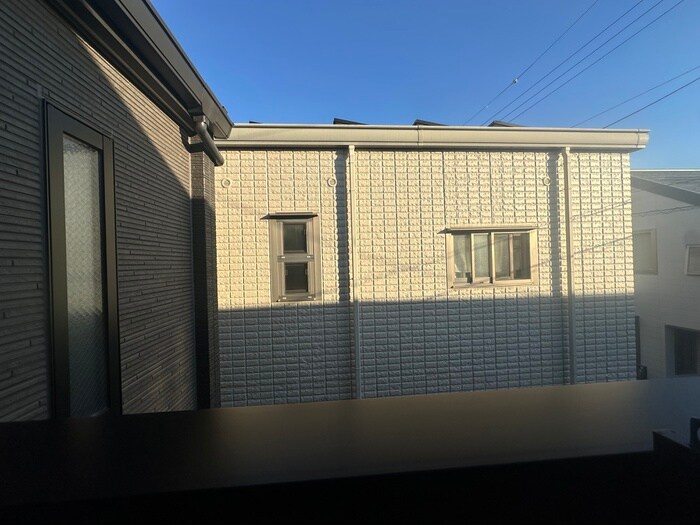 物件内観写真16　(室内からの展望)