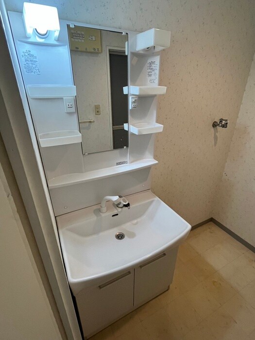 物件内観写真13　(洗面)