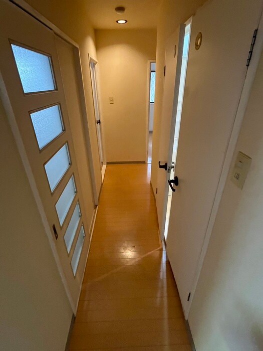 物件内観写真17　(廊下)