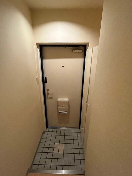 物件内観写真21　(玄関)