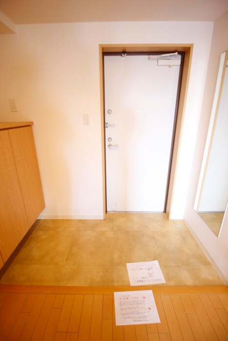 物件内観写真17　(玄関)