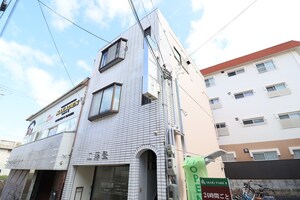 牧落サンスタービル外観写真