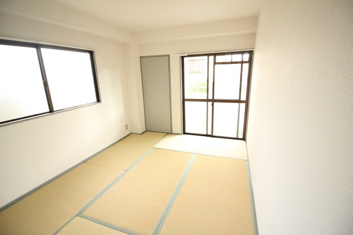 物件内観写真9　(居室)