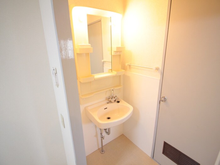 物件内観写真13　(洗面)