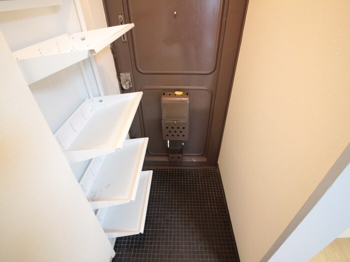 物件内観写真17　(靴箱)