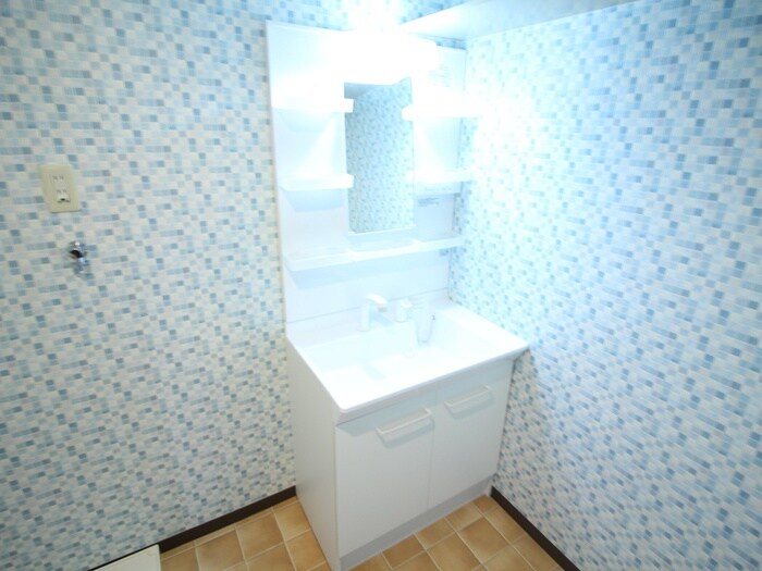 物件内観写真9　(洗面)