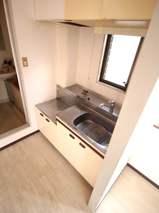 物件内観写真8　(キッチン)