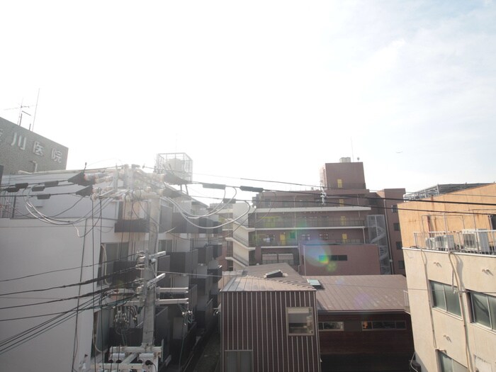 物件内観写真22　(室内からの展望)