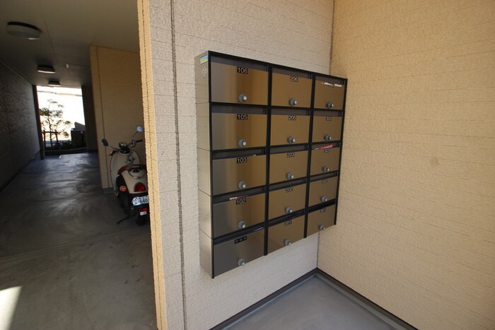 物件外観写真5　(建物設備)