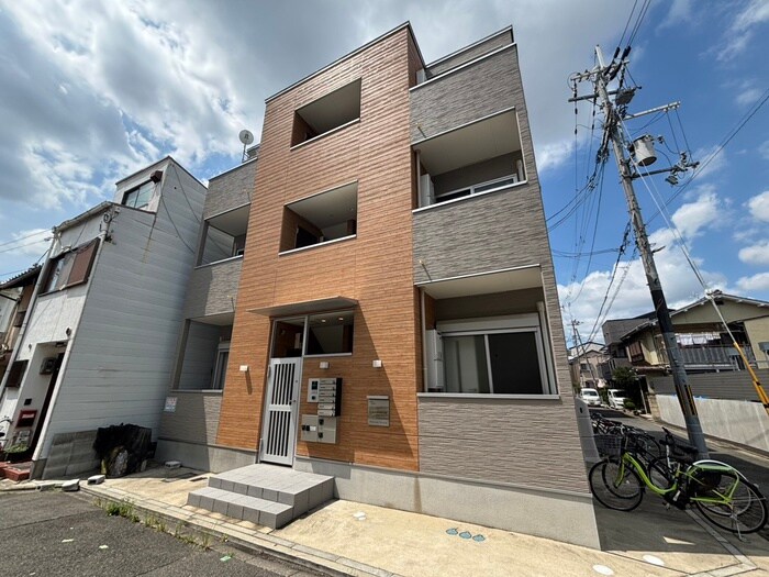 物件外観写真2　(外観写真)