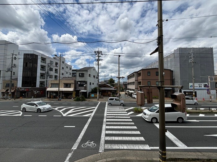 物件内観写真13　(室内からの展望)