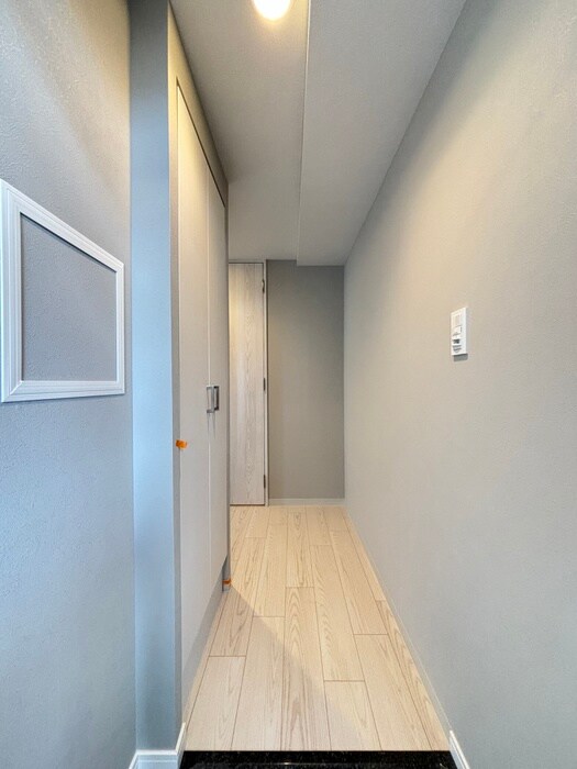 物件内観写真17　(廊下)