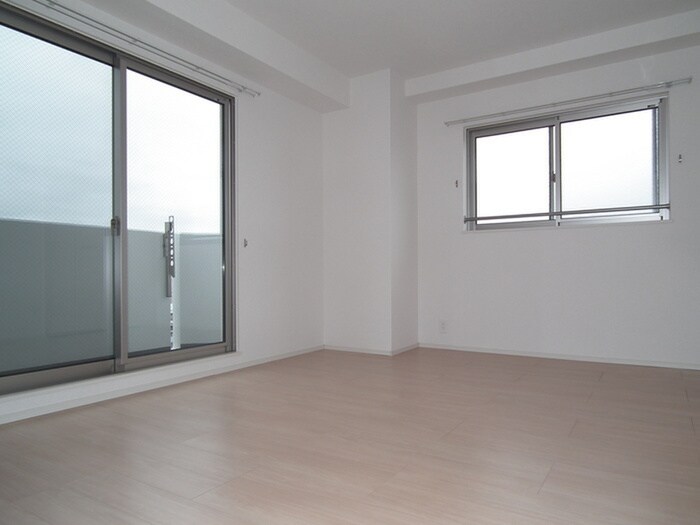 物件内観写真13　(居室)