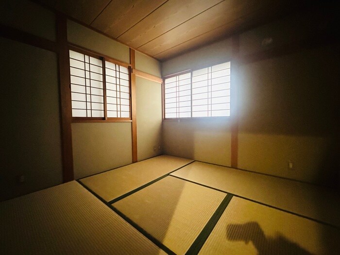 物件内観写真8　(居室)