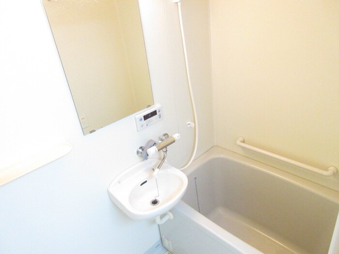 物件内観写真9　(バス／シャワールーム等)