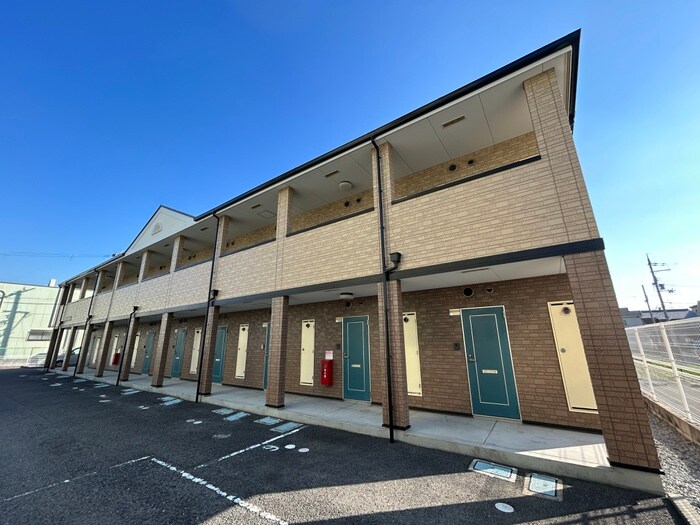 物件外観写真2　(外観写真)